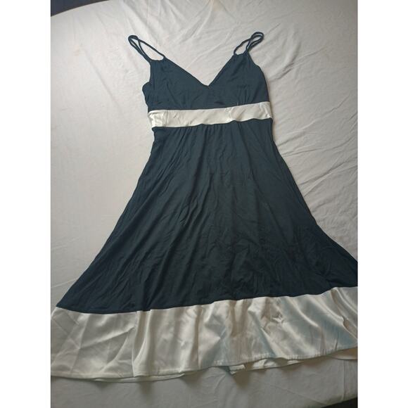 Express Dresses & Skirts - Express Baby‎ doll Mini Dress Women Size Medium Black White Sleeveless Office